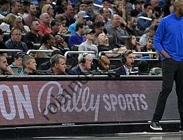 نحوه تماشای ورزش در تلویزیون در حال تغییر است.  در اینجا دلیل آن است.